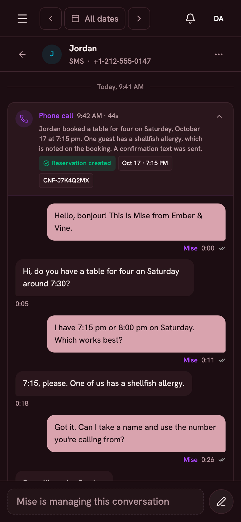 O cartão de ligação da Mise num celular, terminando com uma mesa reservada para sábado.